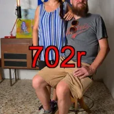 702r